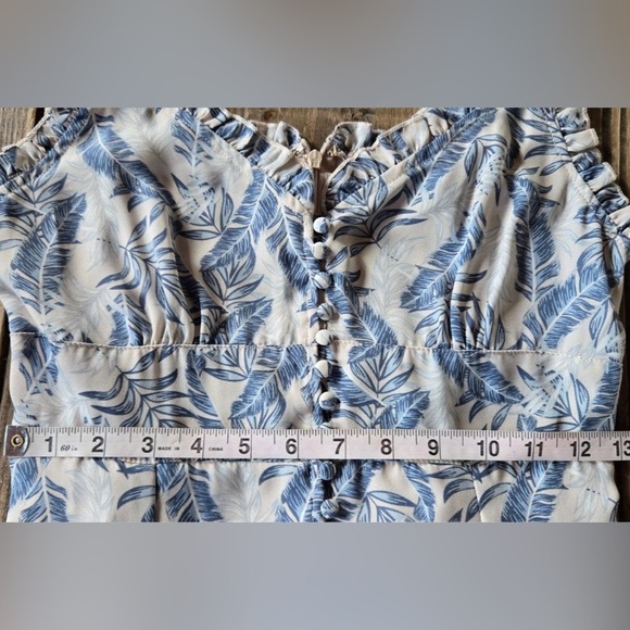 Womens Palm Print Midi Dress Medium Blue White Tropical Leaf Button Up Vacation - Picture 13 of 14